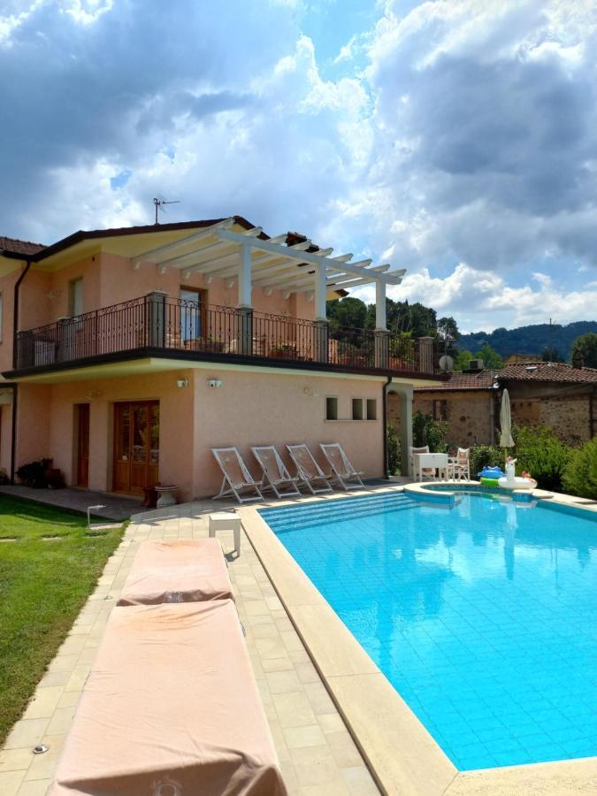 Villa Ester Camaiore Bagian luar foto